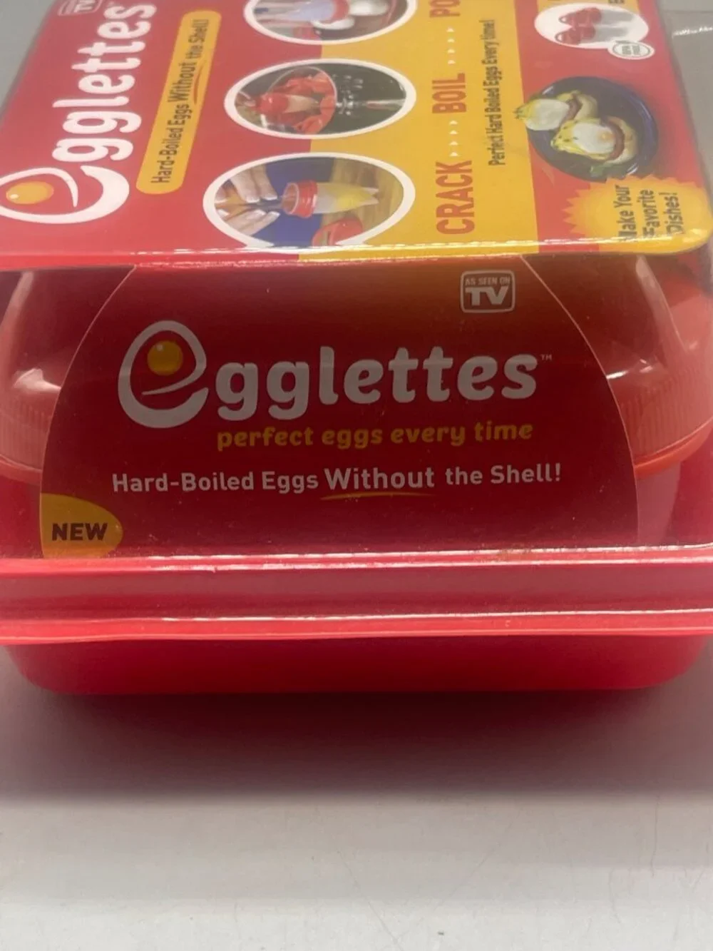 Egglettes hard-boiled egg without shell set of 4 crack boil pop red white READ N